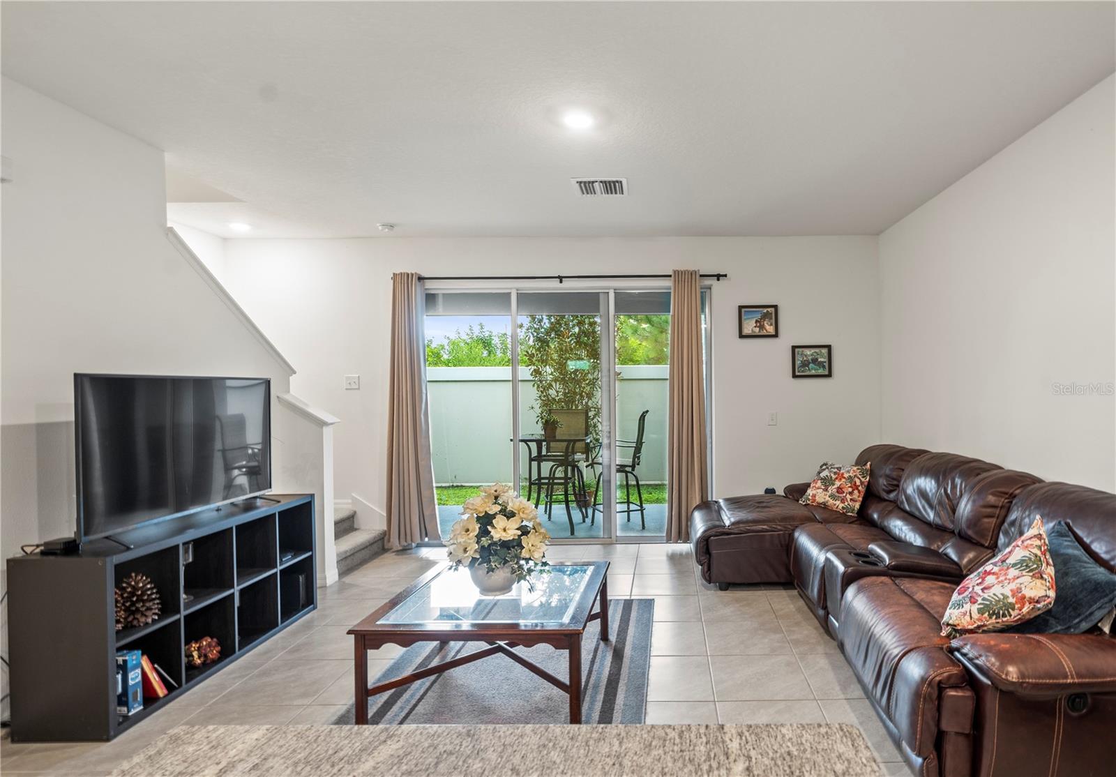 Image 15 of 44 For 2886 Suncoast Plains Drive