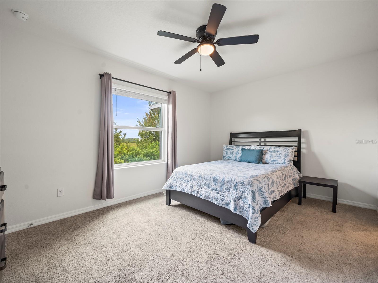 Image 20 of 44 For 2886 Suncoast Plains Drive