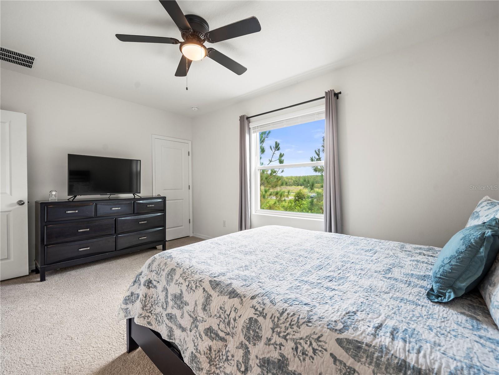 Image 21 of 44 For 2886 Suncoast Plains Drive