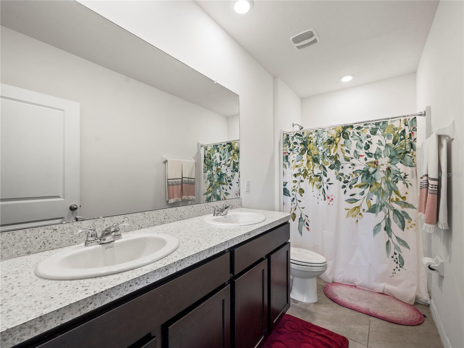 Image 23 of 44 For 2886 Suncoast Plains Drive
