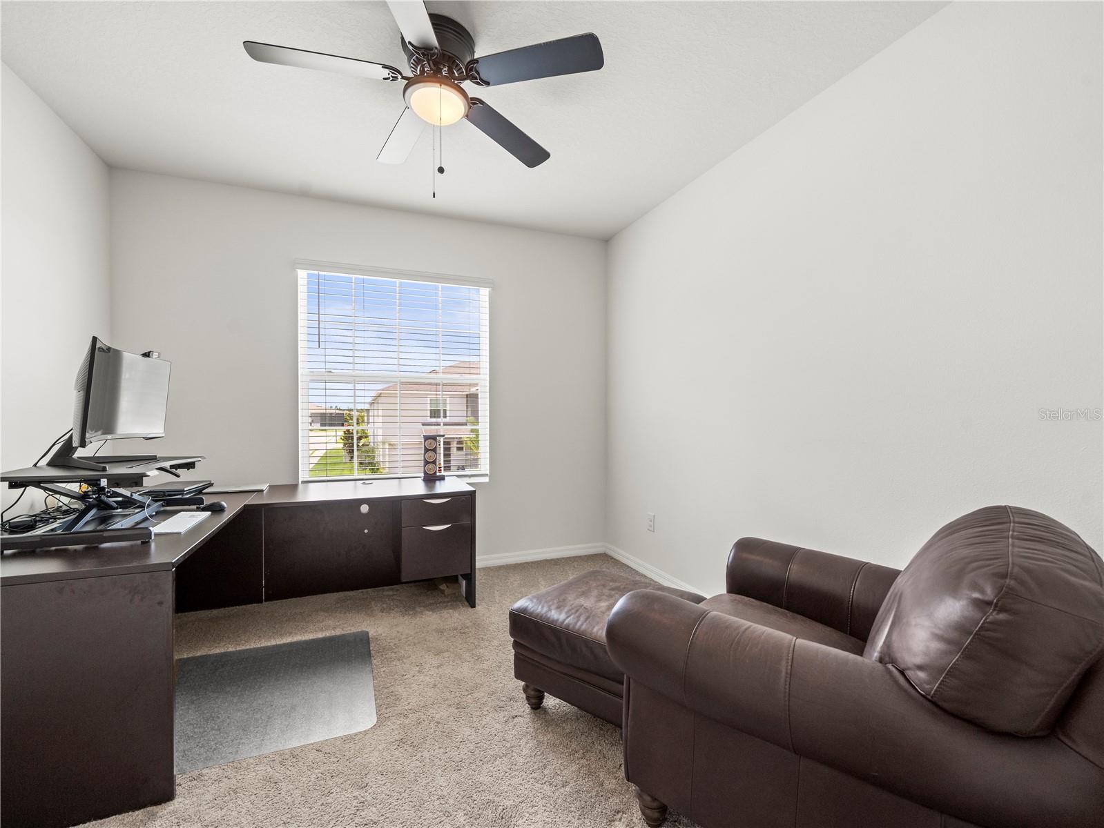 Image 25 of 44 For 2886 Suncoast Plains Drive