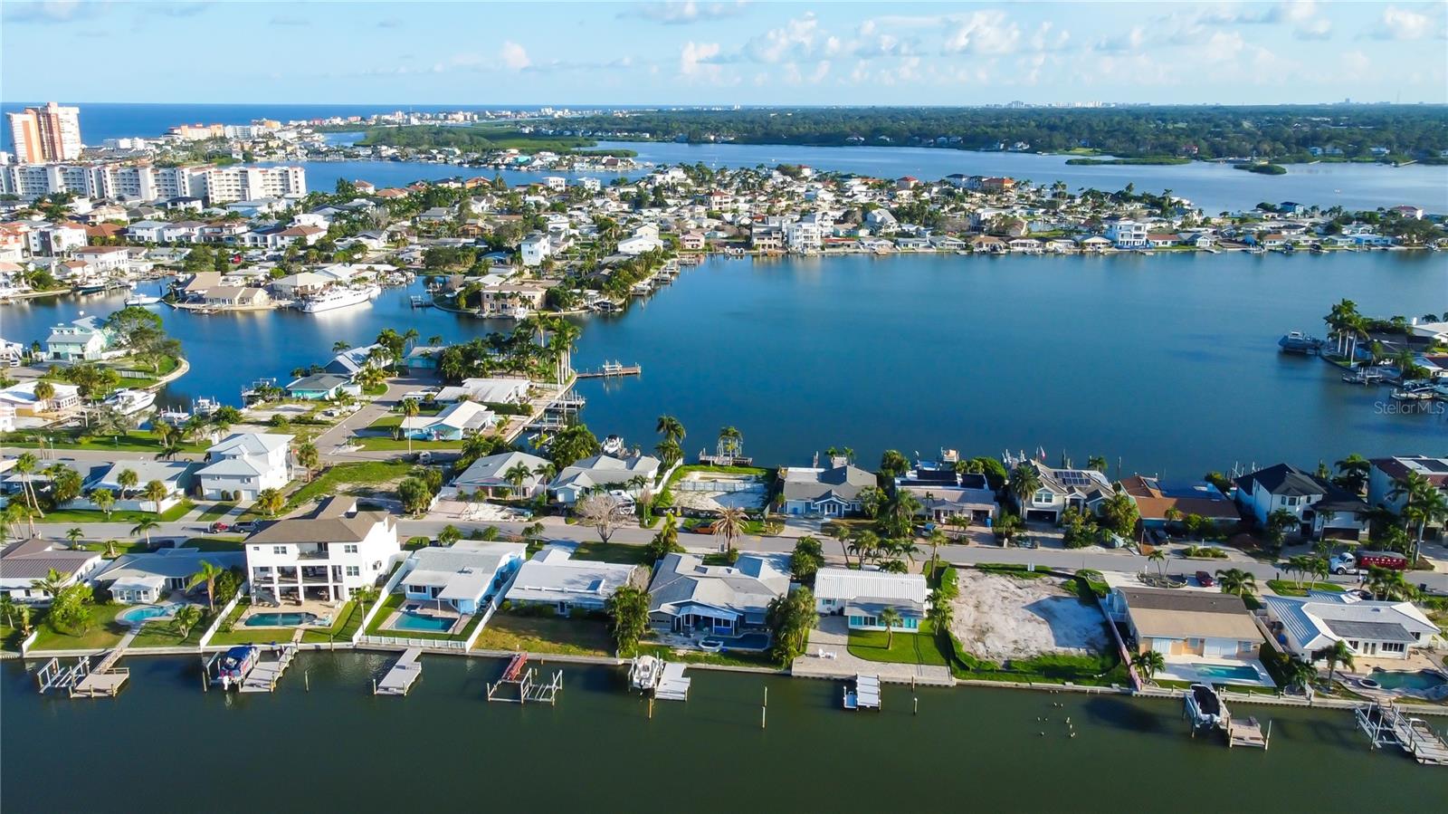 Image 11 of 27 For 307 173rd Avenue E