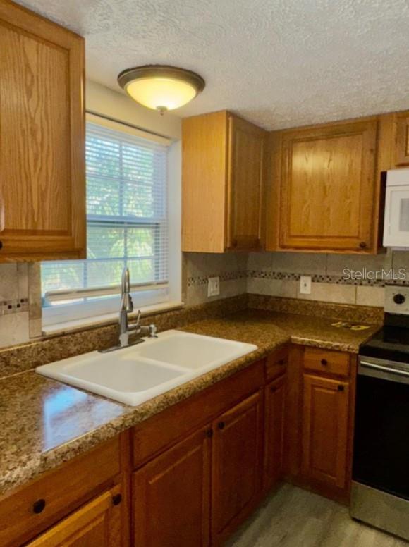 Image 4 of 14 For 1125 83rd Avenue N B