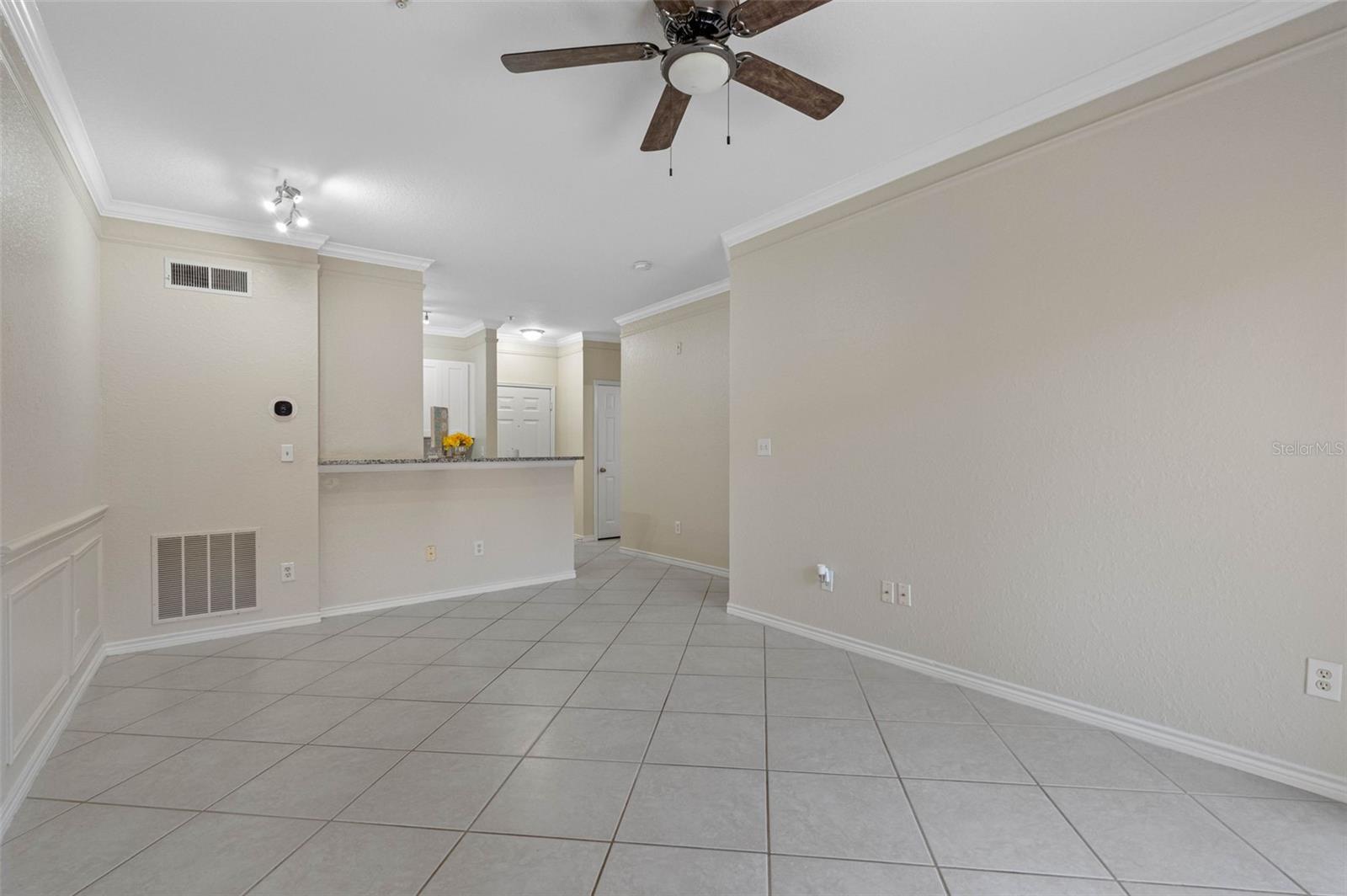 Image 71 of 99 For 4323 Bayside Village Drive 202