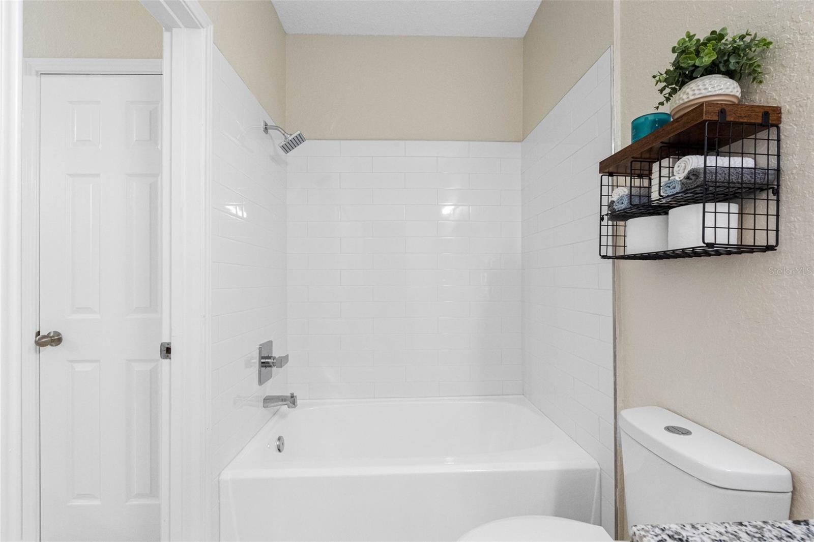 Image 90 of 99 For 4323 Bayside Village Drive 202