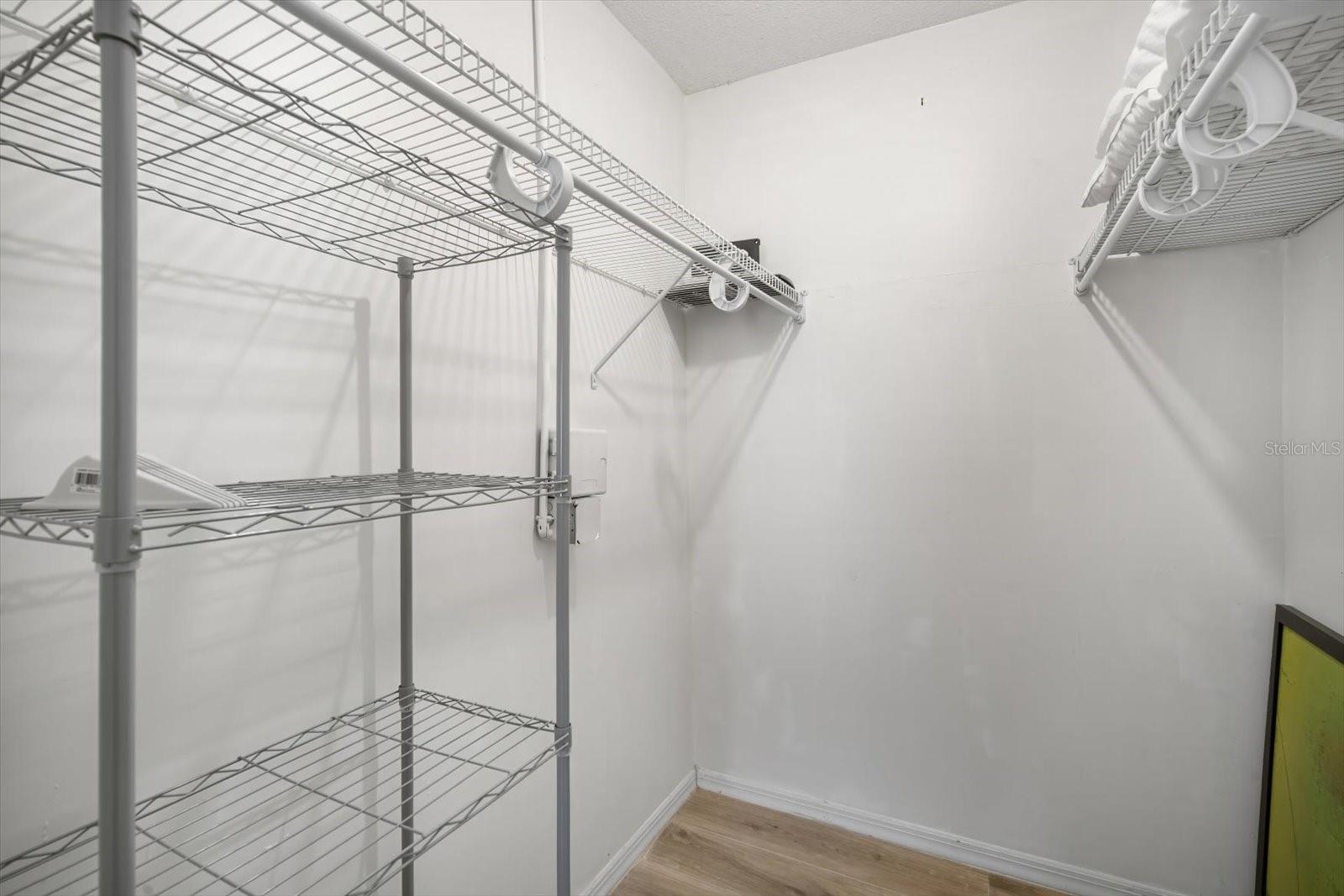 Image 13 of 25 For 3873 Pompano Drive Se D