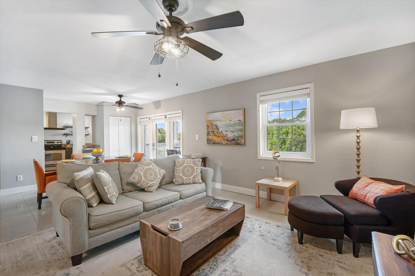 Image 5 of 25 For 3873 Pompano Drive Se D