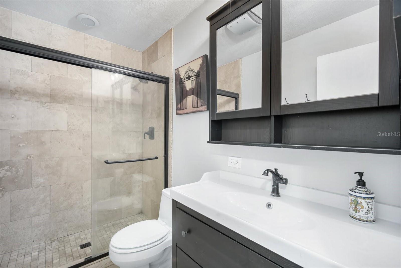 Image 9 of 25 For 3873 Pompano Drive Se D
