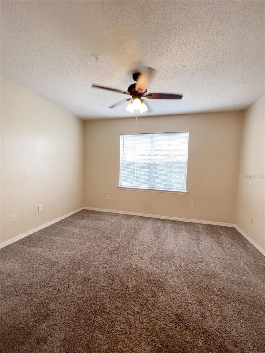 Image 10 of 31 For 18001 Richmond Place Drive 820