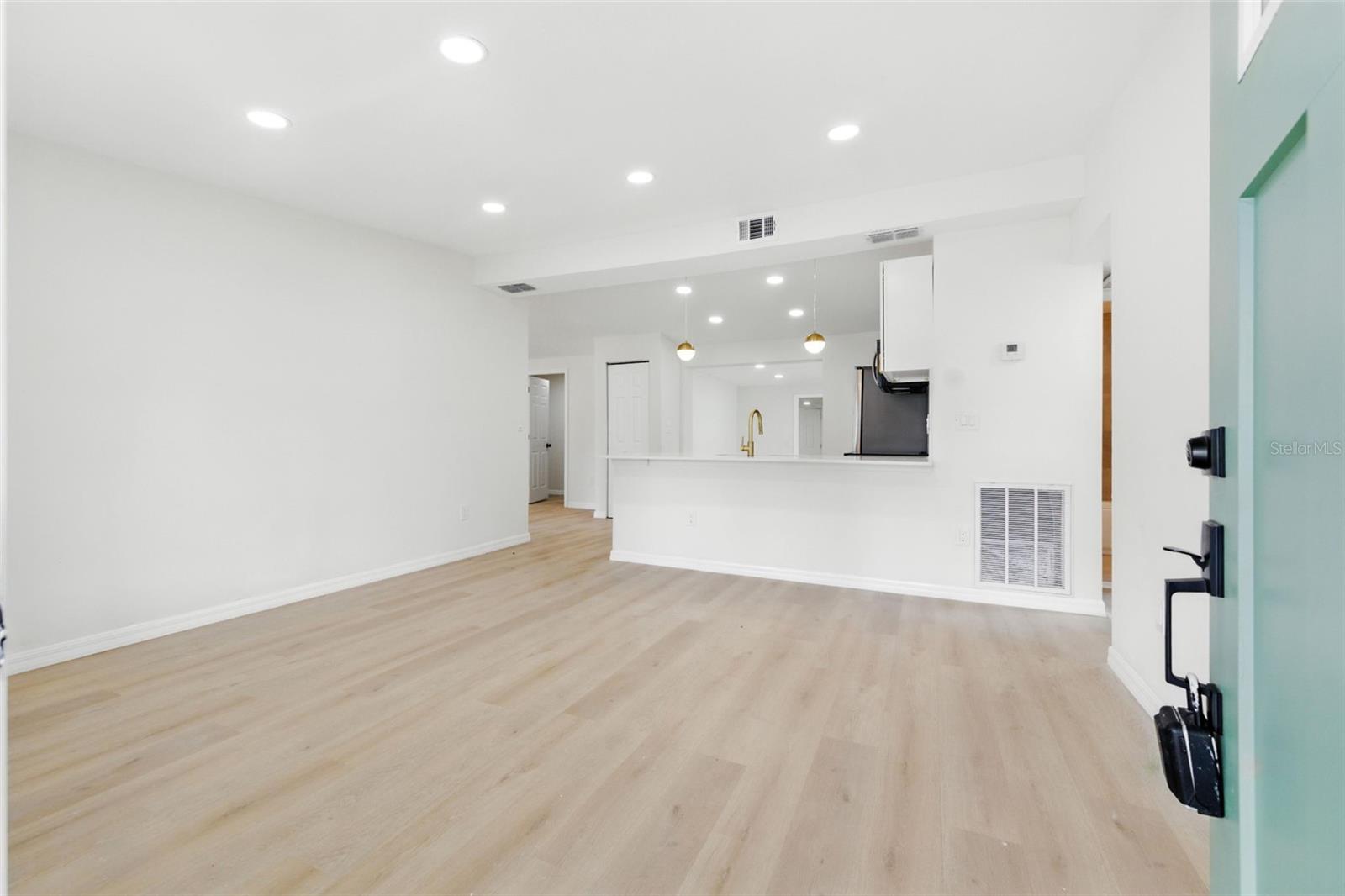Image 6 of 28 For 10774 63rd Avenue