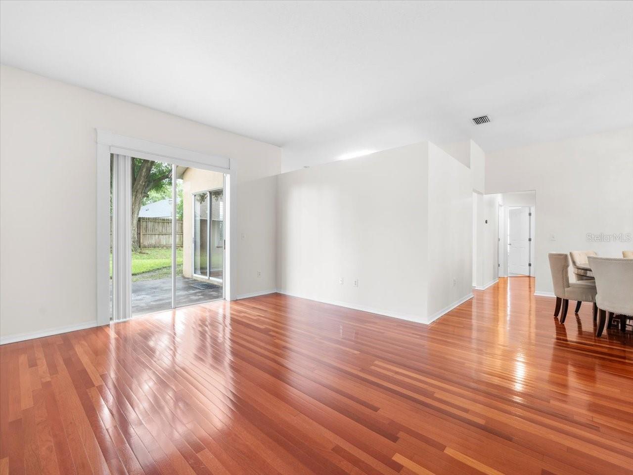 Image 14 of 26 For 19809 Wyndham Lakes Drive