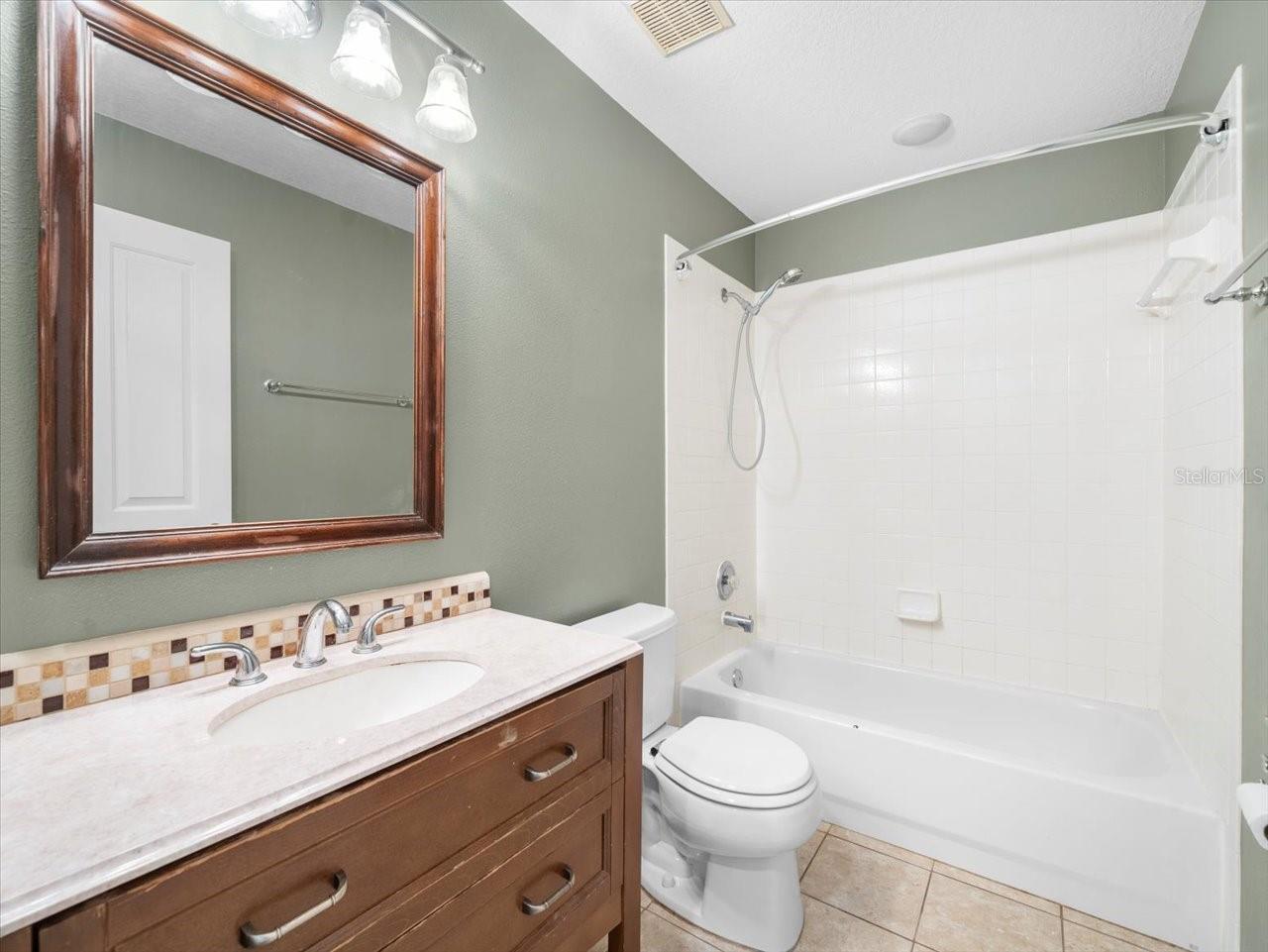 Image 21 of 26 For 19809 Wyndham Lakes Drive