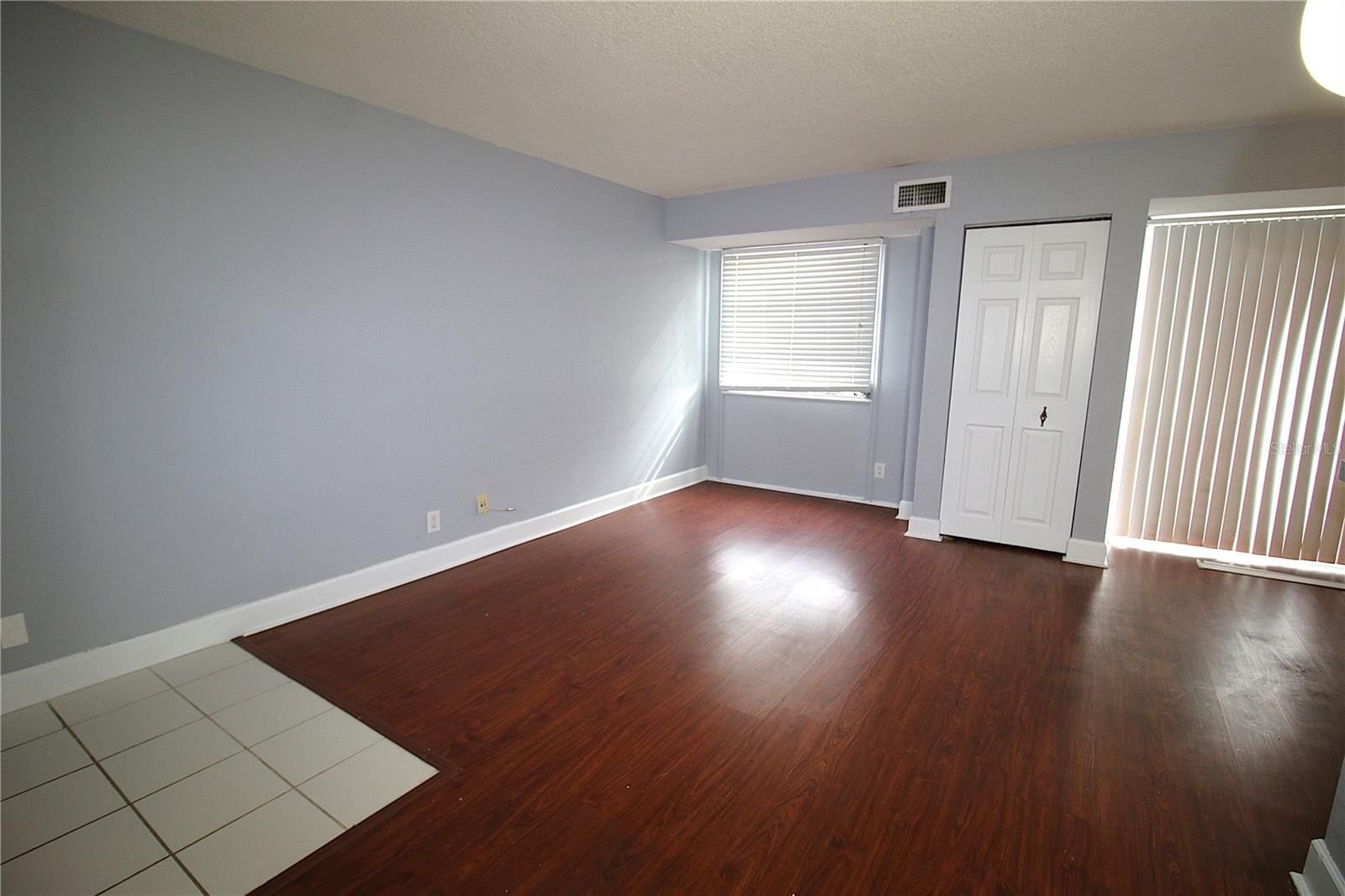 Image 4 of 28 For 3315 58th Avenue S 204
