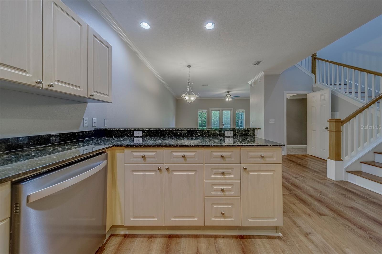 Image 4 of 67 For 270 Valencia Circle