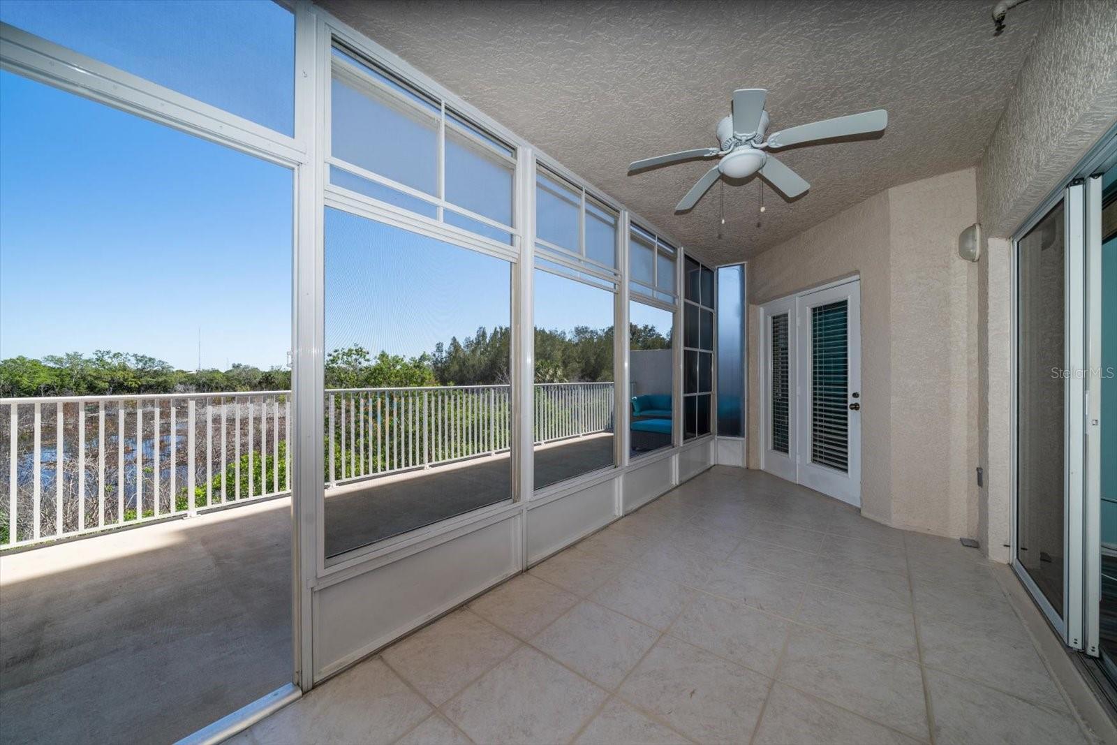 Image 11 of 22 For 6550 Shoreline Drive 7105