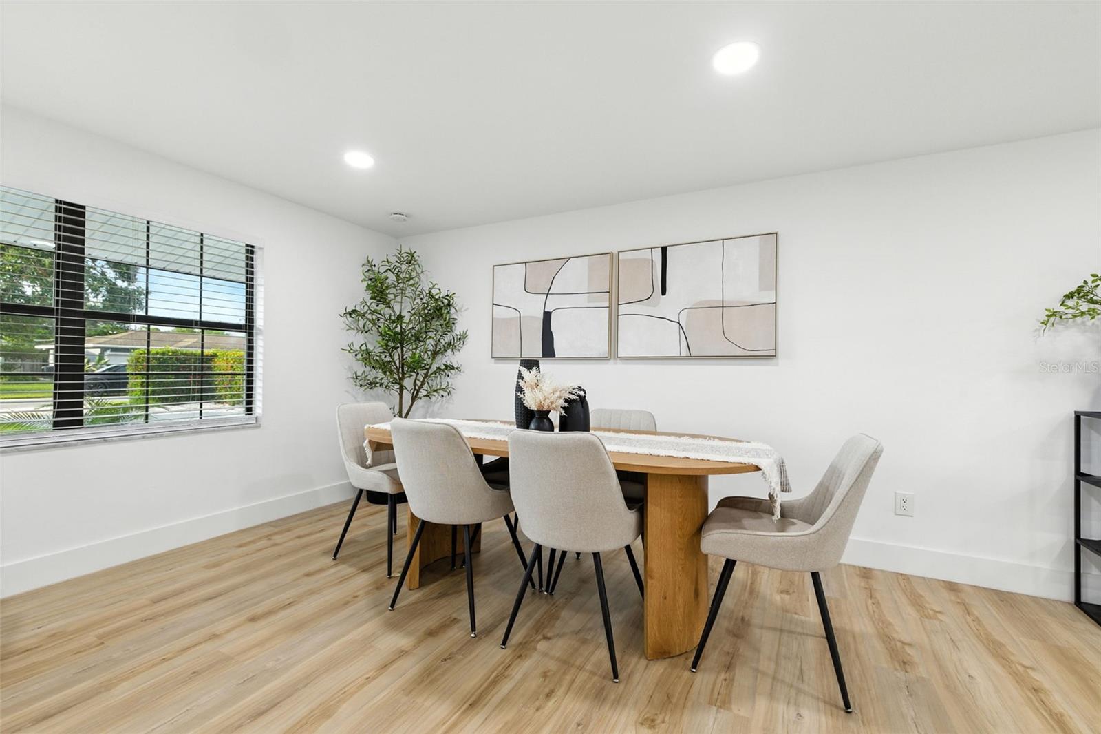 Image 10 of 51 For 5321 13th Avenue Drive W