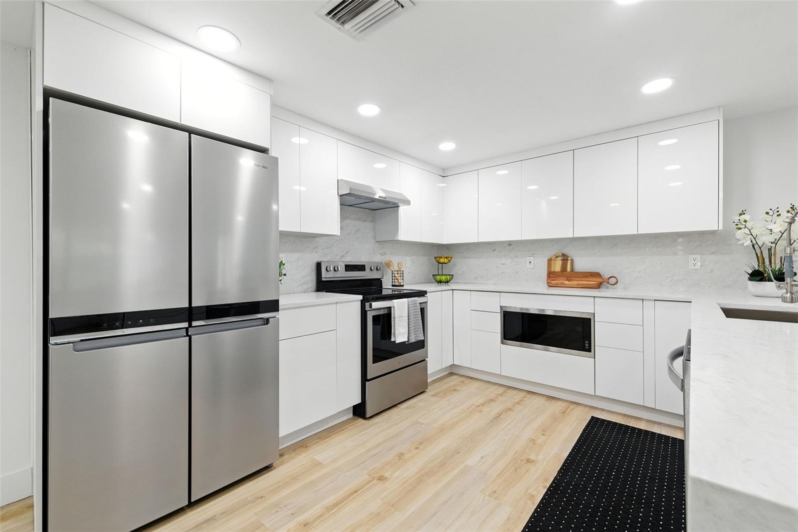 Image 15 of 51 For 5321 13th Avenue Drive W