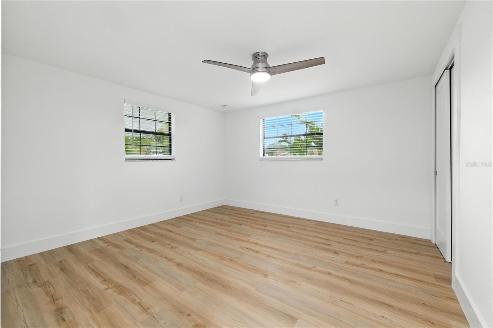 Image 30 of 51 For 5321 13th Avenue Drive W