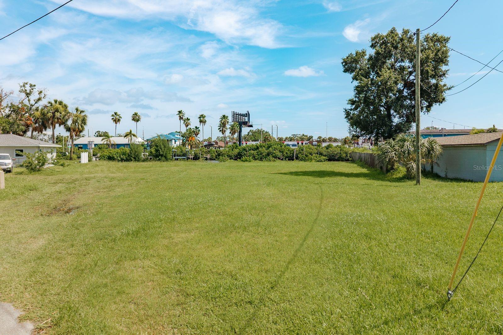 Image 4 of 18 For 8933 Rocky Creek Drive