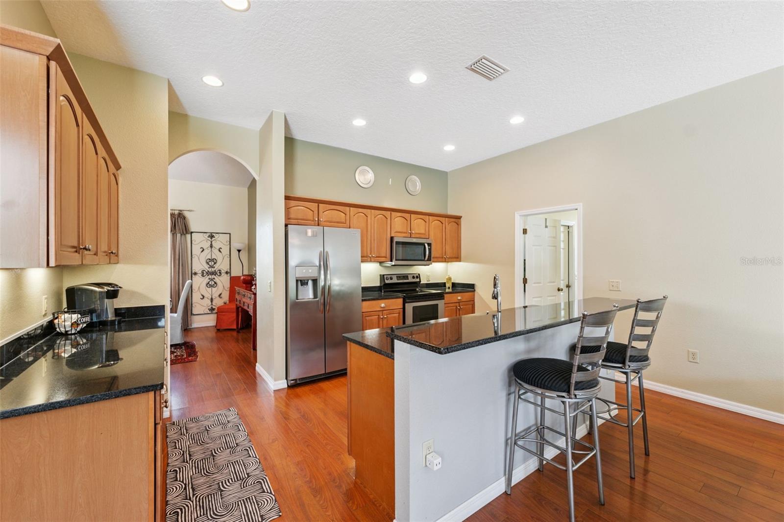 Listing photo id 9 for 18508 Floralton Drive