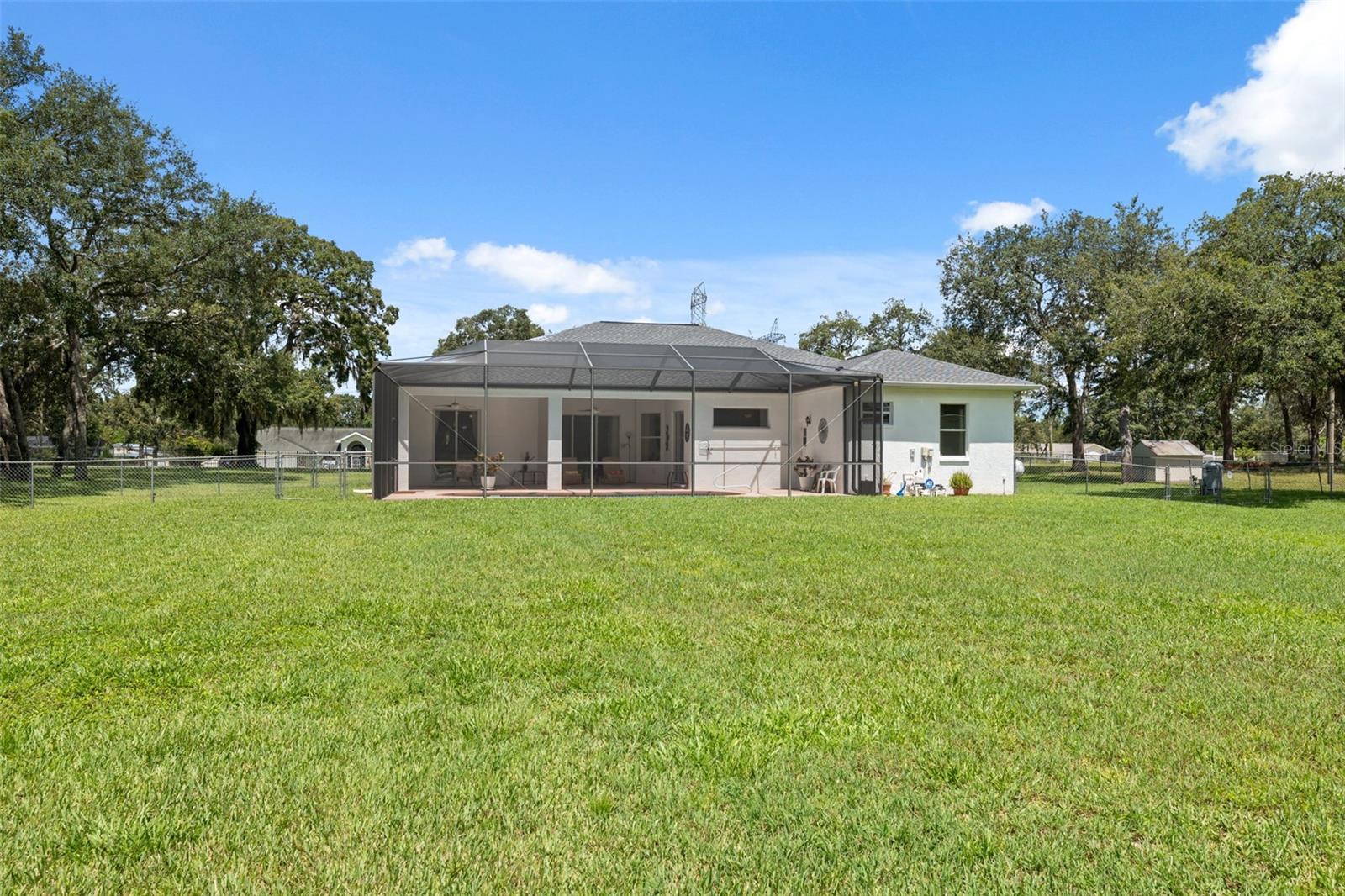 Listing photo id 37 for 18508 Floralton Drive