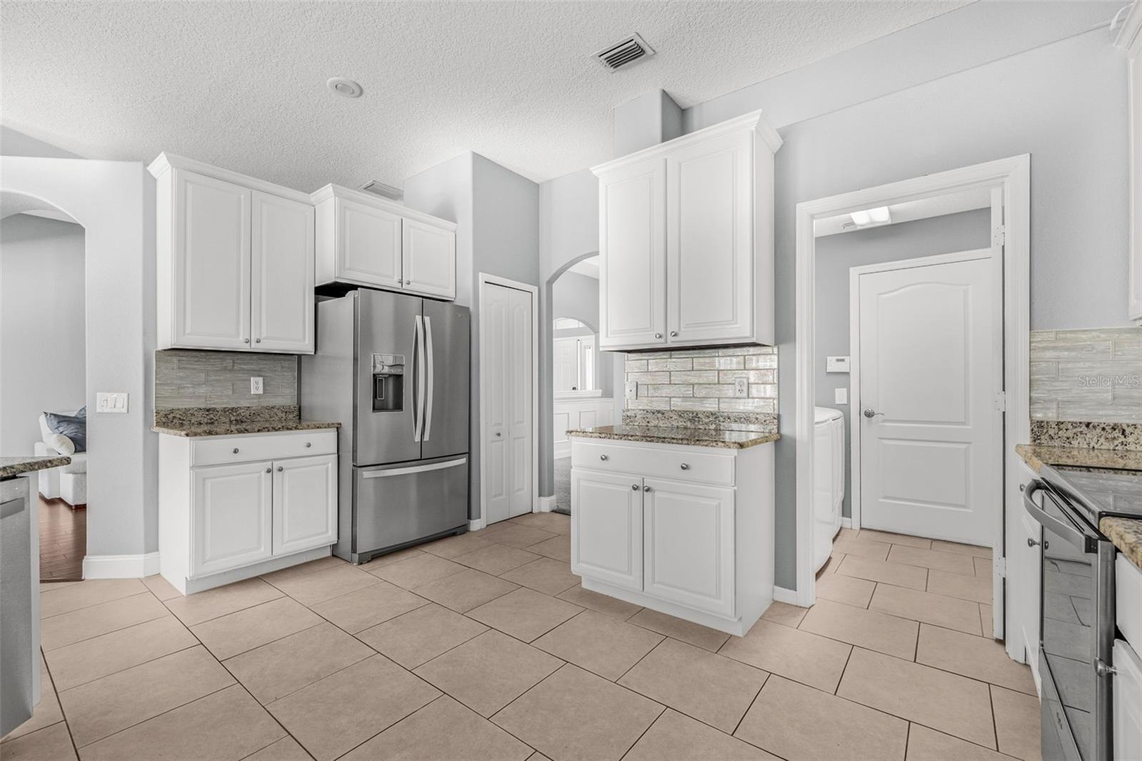 Image 13 of 49 For 25053 Winslow Way