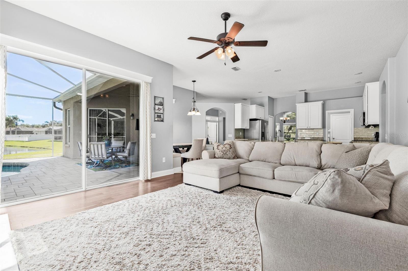 Image 18 of 49 For 25053 Winslow Way