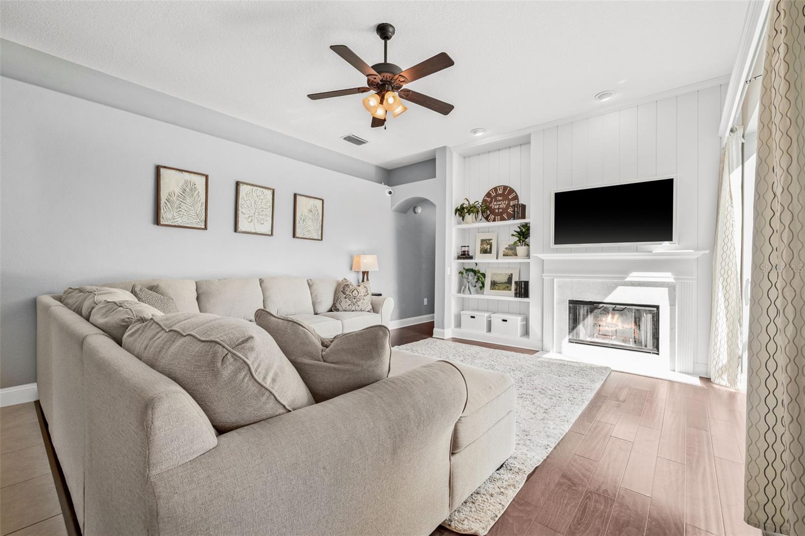 Image 20 of 49 For 25053 Winslow Way