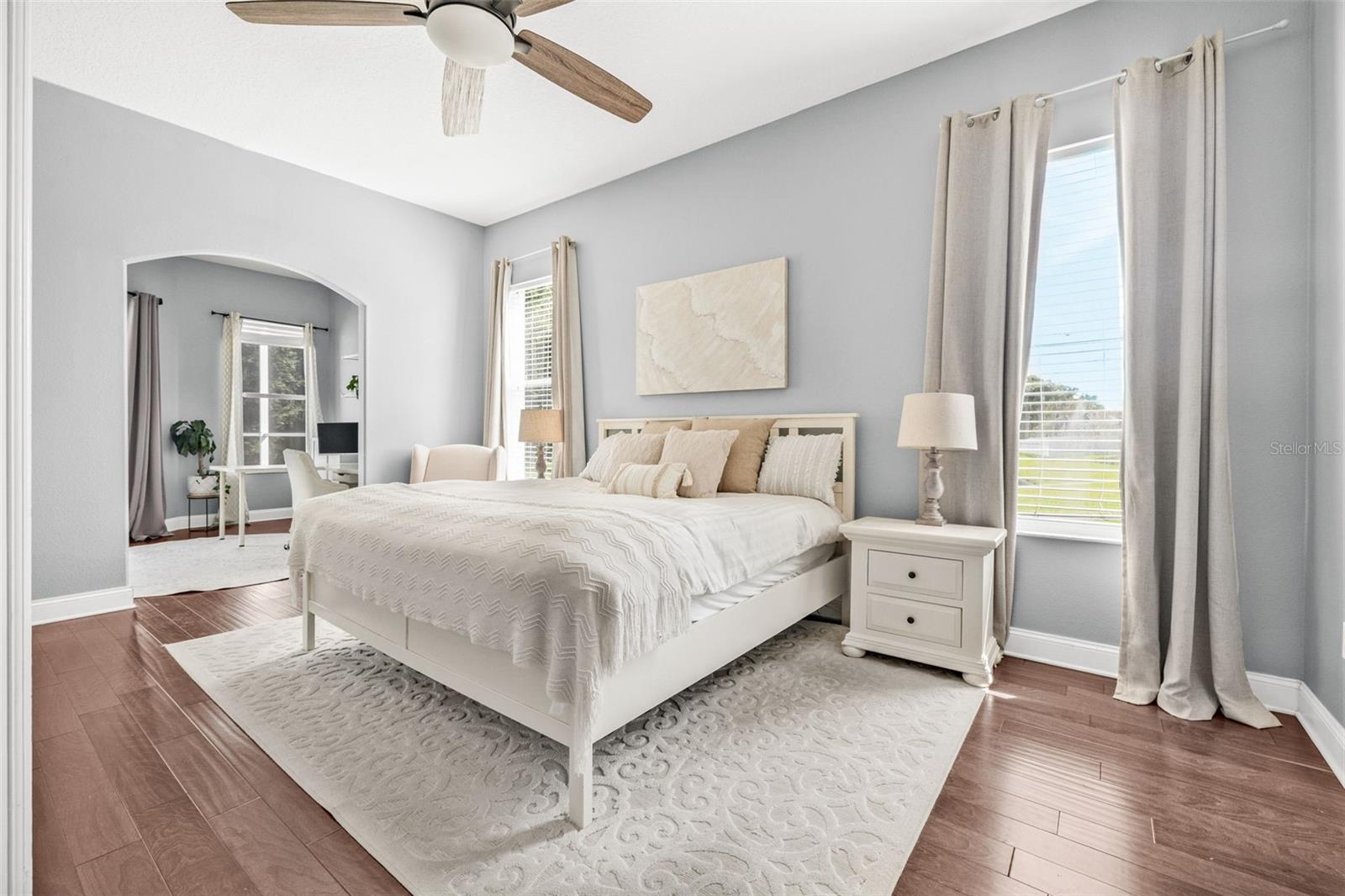 Image 22 of 49 For 25053 Winslow Way