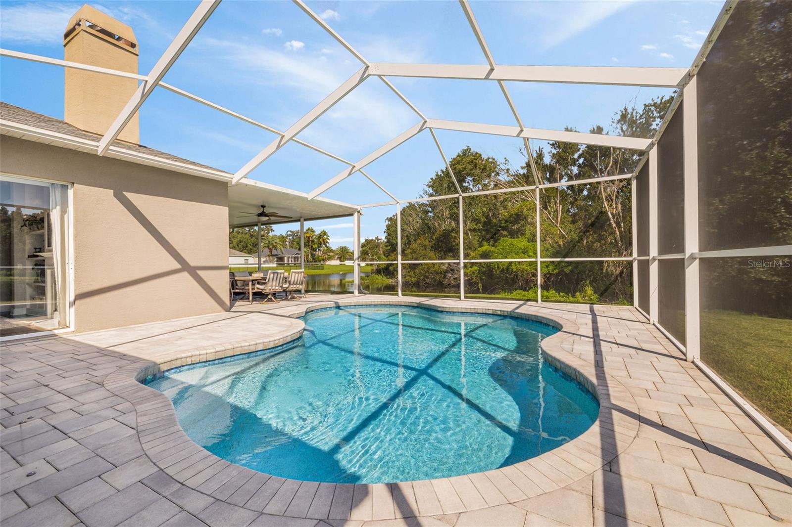 Image 36 of 49 For 25053 Winslow Way