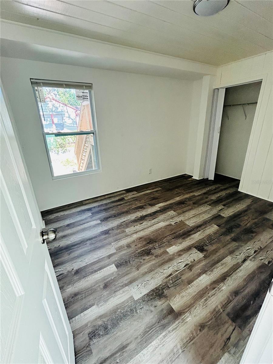 Image 10 of 11 For 2506 Auburn Street S