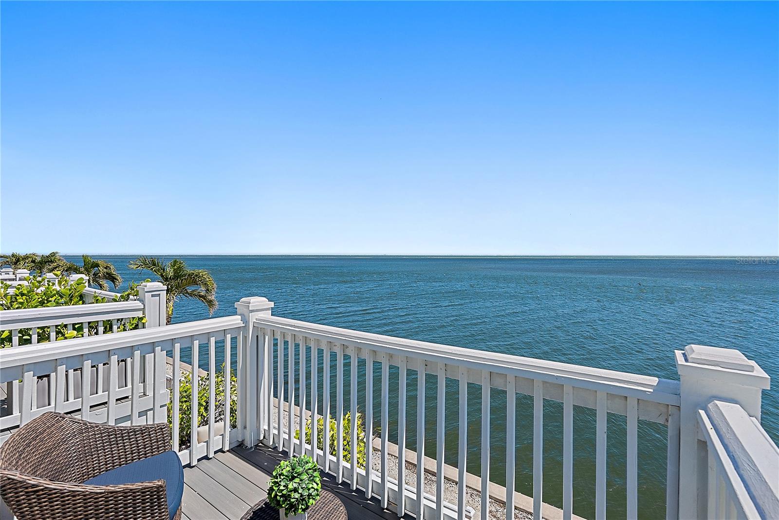 Image 21 of 51 For 4974 Coquina Key Drive Se