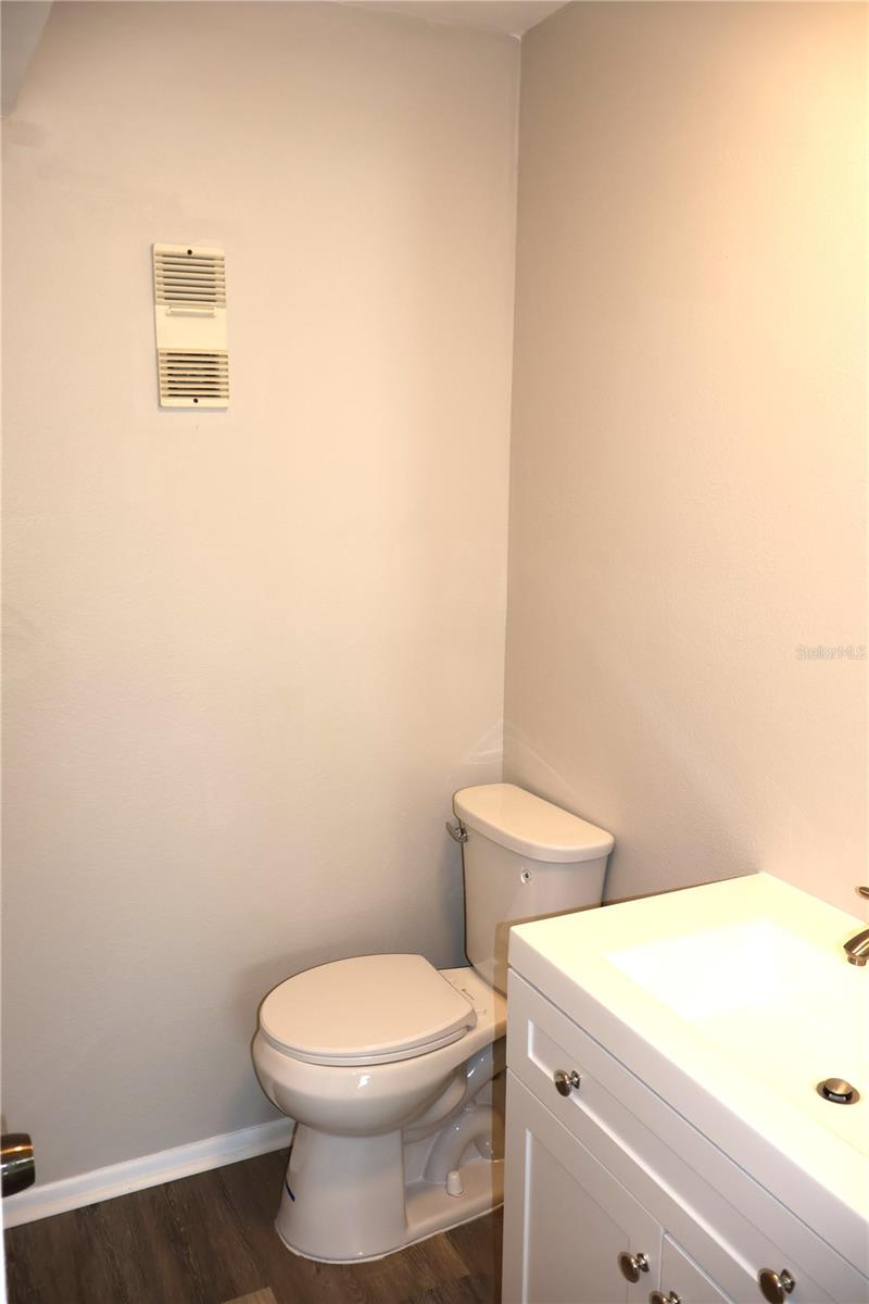 Image 5 of 12 For 6370 1st Street N 206