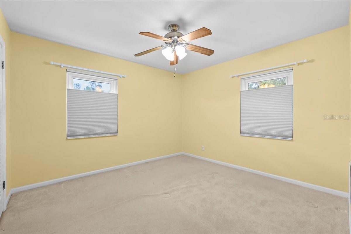 Image 13 of 25 For 1806 19th Avenue W