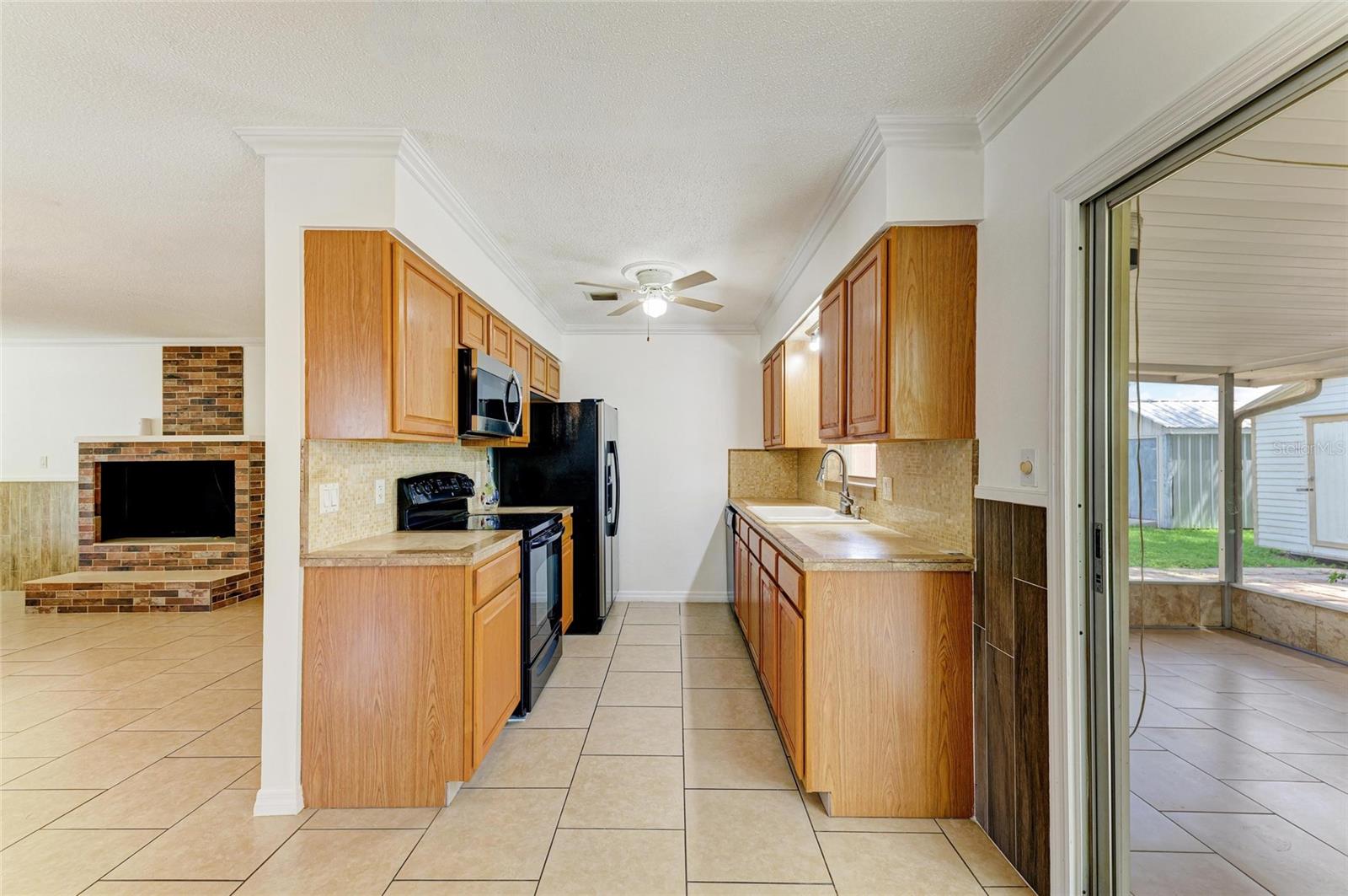 Image 11 of 59 For 1824 Brink Avenue