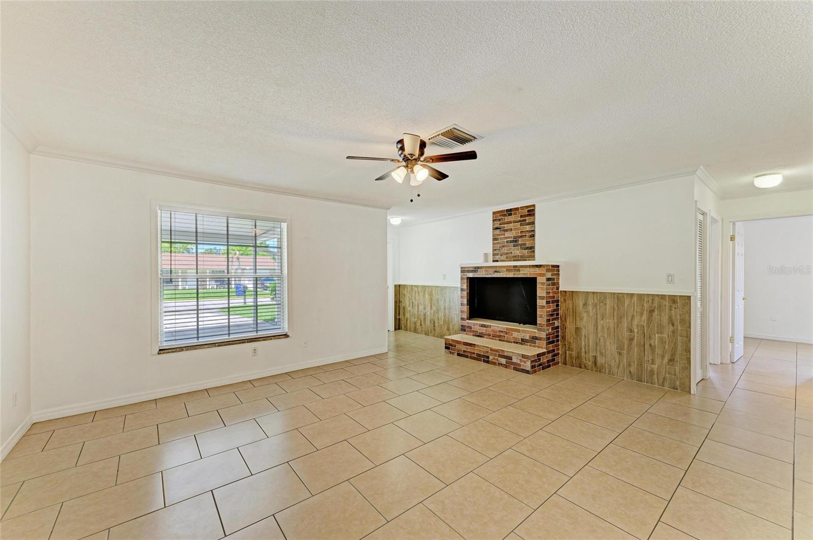 Image 6 of 59 For 1824 Brink Avenue
