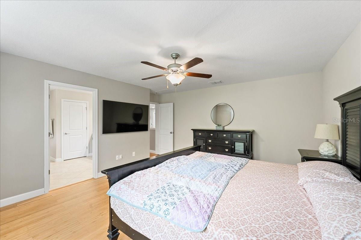 Image 41 of 75 For 4080 Shrewbury Place