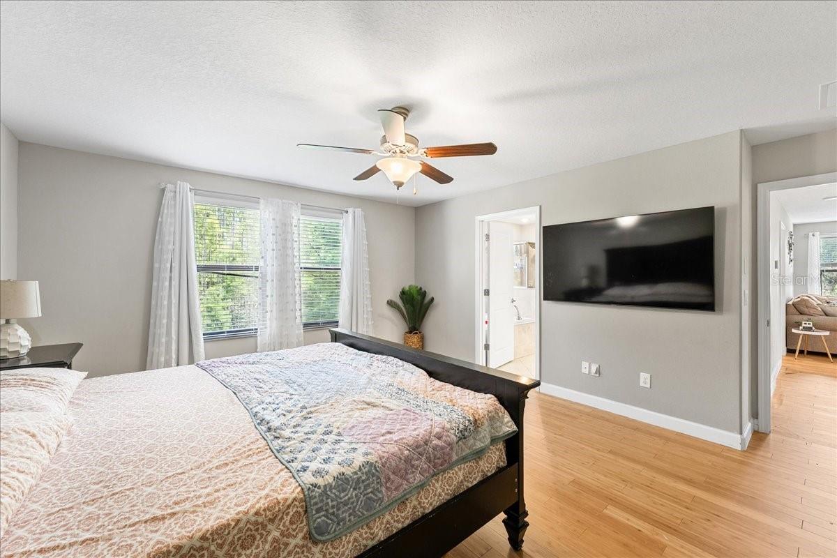 Image 42 of 75 For 4080 Shrewbury Place