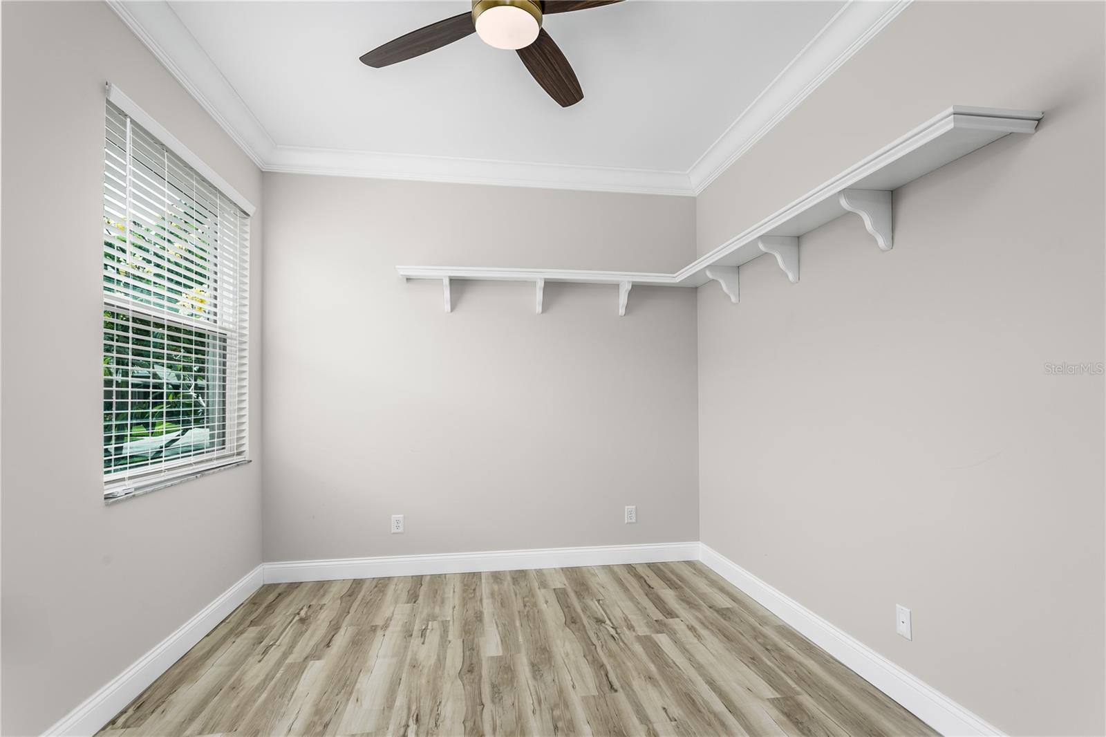 Image 11 of 37 For 8518 Tidal Bay Lane