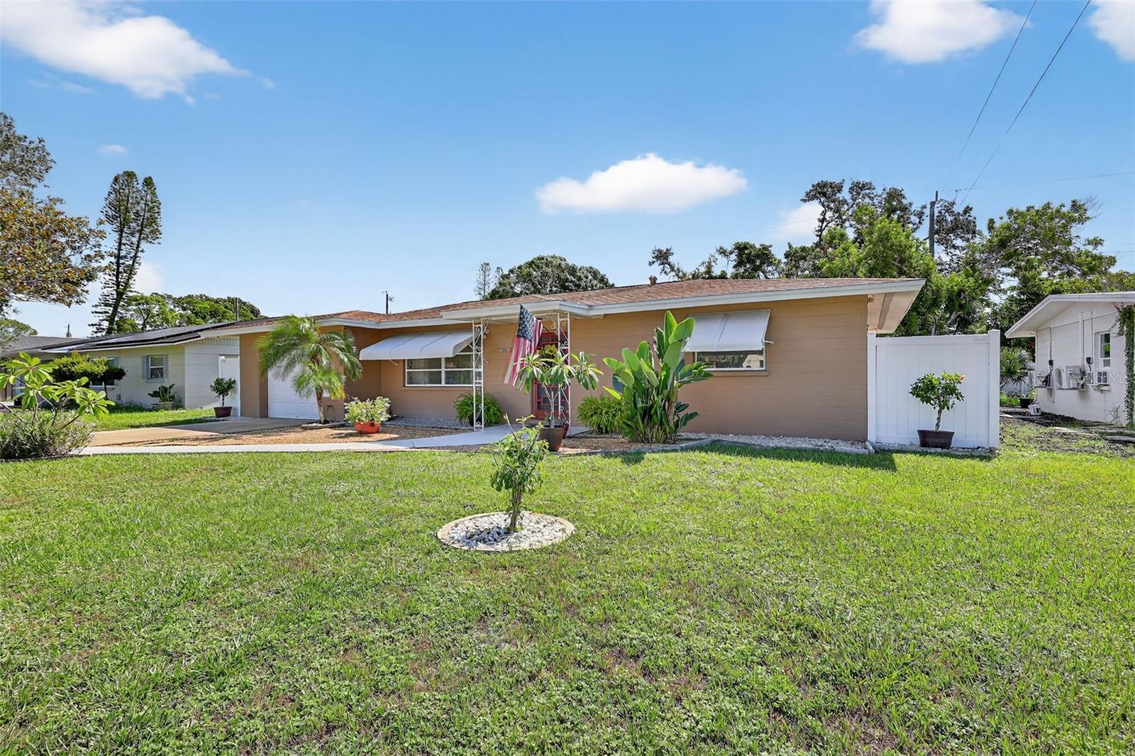 Image 3 of 42 For 4805 22nd Street W