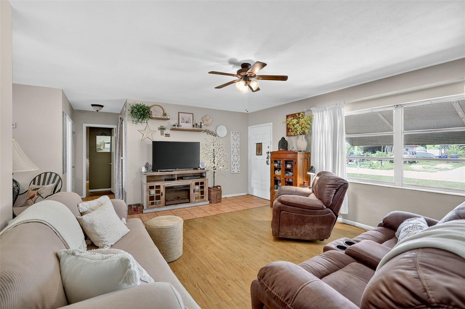 Image 8 of 42 For 4805 22nd Street W