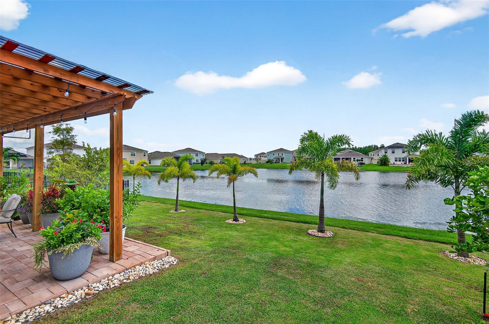 Listing photo id 35 for 8382 Bower Bass Circle