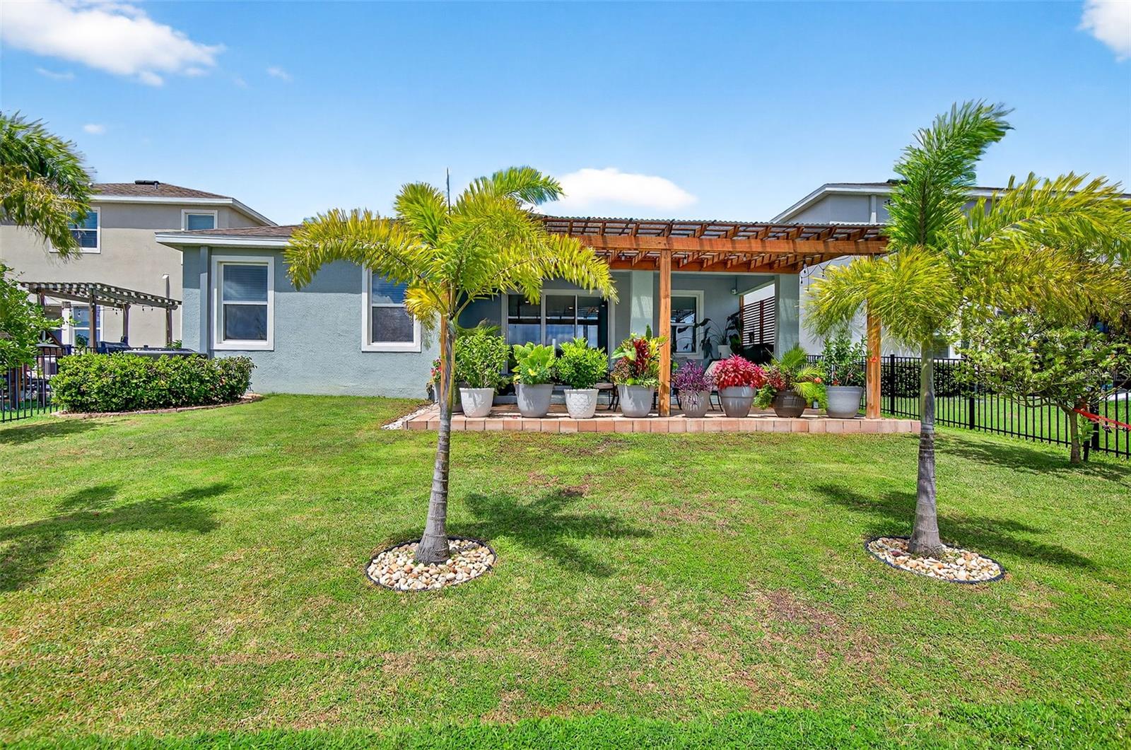 Listing photo id 37 for 8382 Bower Bass Circle