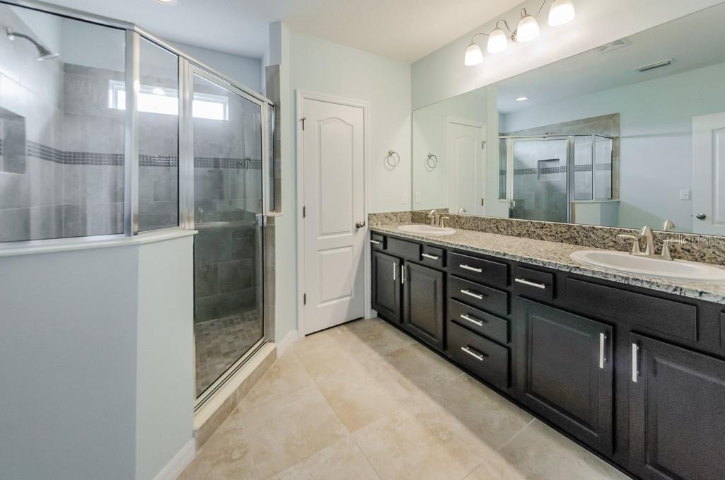 Image 13 of 21 For 558 53rd Avenue N