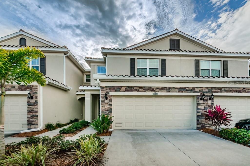 Image 3 of 21 For 558 53rd Avenue N