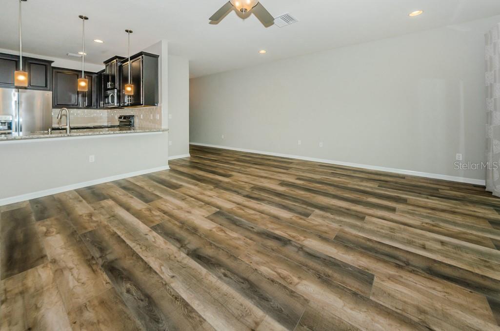 Image 7 of 21 For 558 53rd Avenue N