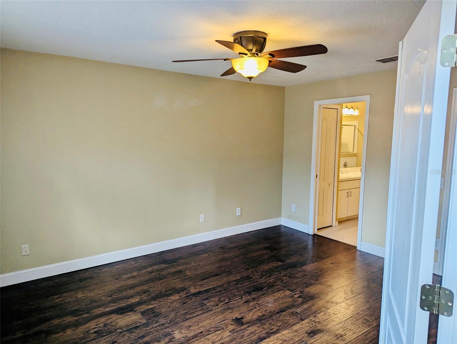 Image 10 of 30 For 31141 Harthorn Court