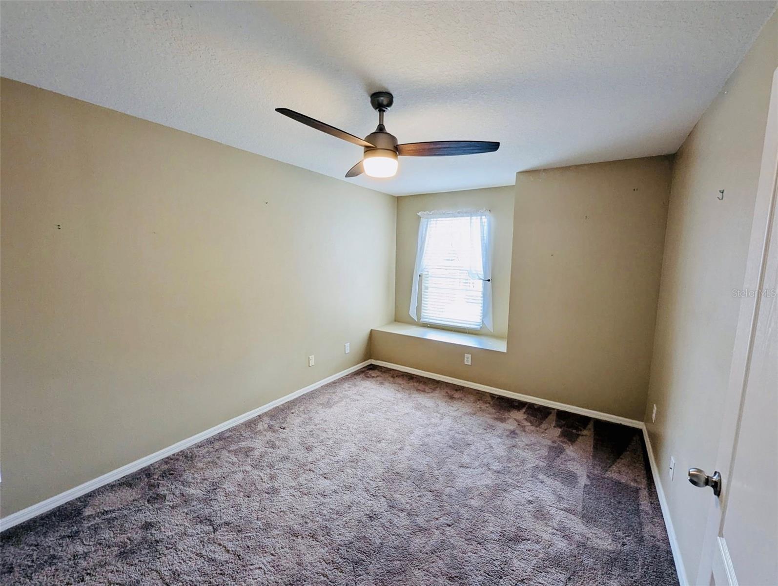 Image 23 of 30 For 31141 Harthorn Court
