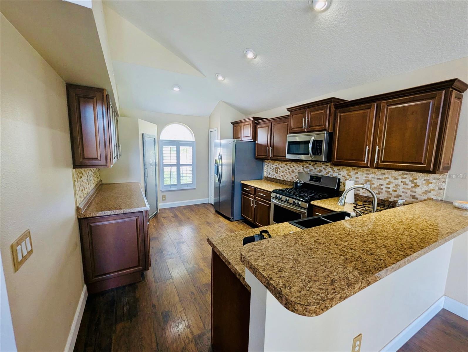 Image 3 of 30 For 31141 Harthorn Court