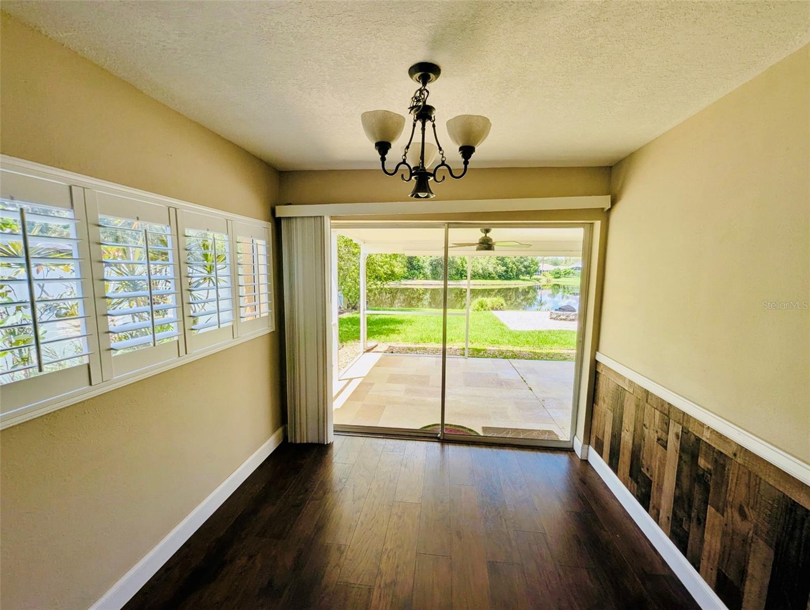 Image 6 of 30 For 31141 Harthorn Court